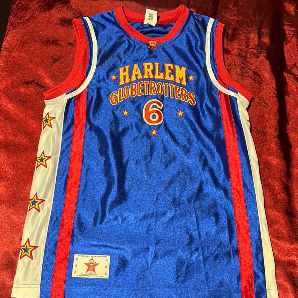 Harlem Globetrotter signed jersey